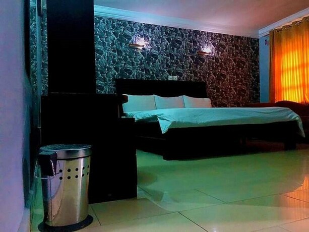 Imagen de la habitación del Hotel Beliana Suites. Foto 18