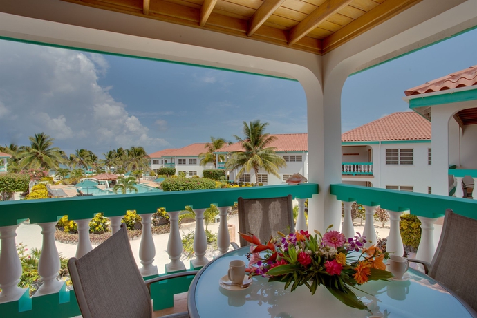 Imagen de los exteriores del Hotel Belizean Shores Resort. Foto 6