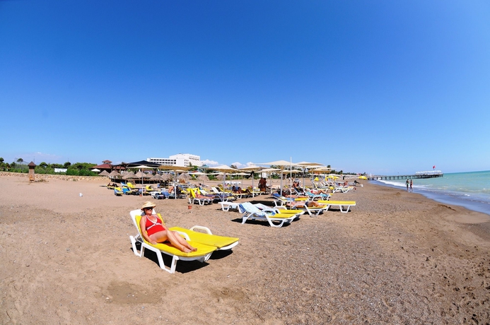 Imagen de los exteriores del Hotel Belkon. Foto 4