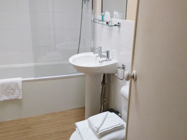 Imagen de la habitación del Hotel Bell House And Restaurant. Foto 9