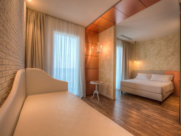 Imagen de los interiores del Hotel Bell Suite. Foto 16