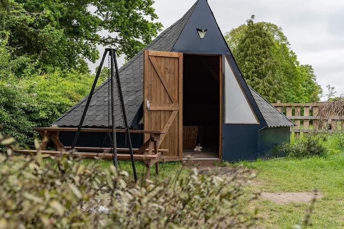Imagen de la habitación del Hotel Bell Tent Glamping. Foto 12