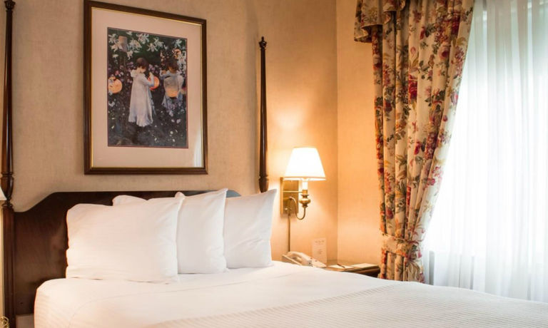 Imagen de la habitación del Hotel Bell Tower. Foto 9