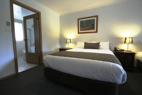 Imagen de la habitación del Hotel Bell Tower Inn. Foto 4