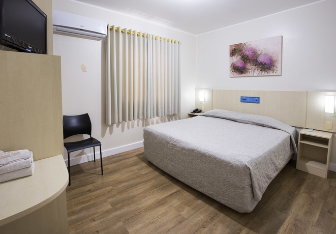 Imagen de la habitación del Hotel Bella Camboriú. Foto 3