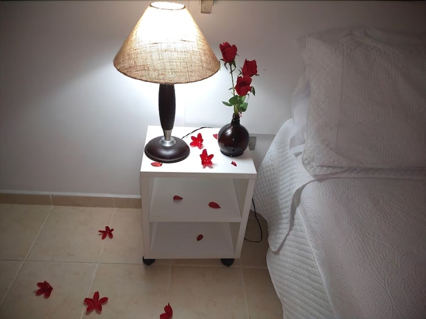 Imagen de la habitación del Hotel Bella Casa Flat Service. Foto 5