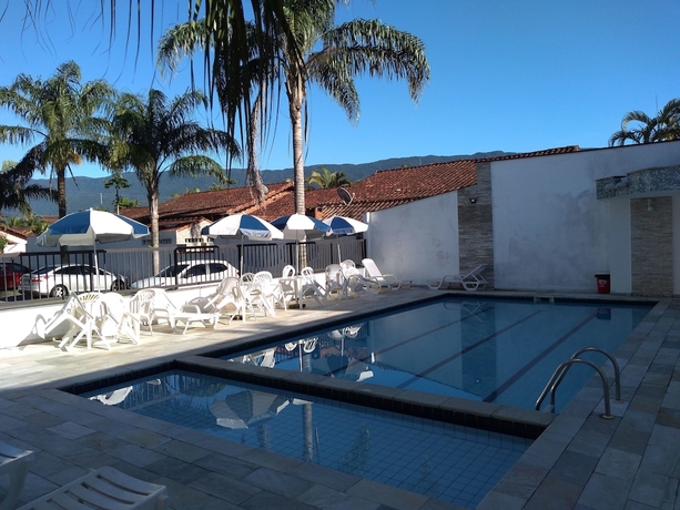 Imagen de la piscina del Hotel Bella Casa Flat Service. Foto 19