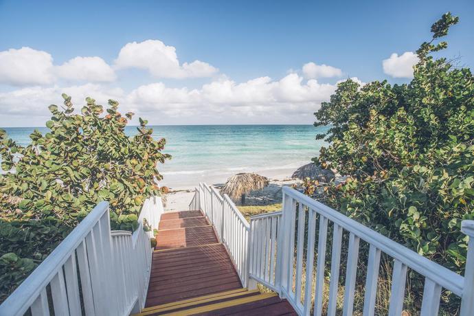 Imagen general del Hotel Bella Costa. Foto 3