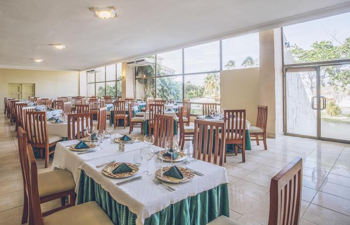 Imagen general del Hotel Bella Costa. Foto 11