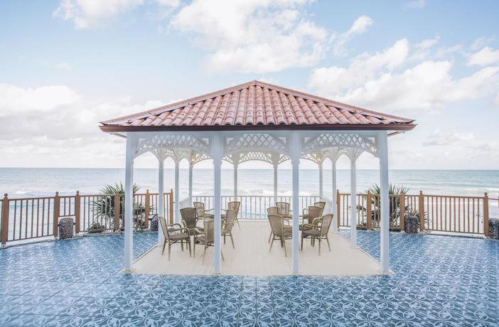 Imagen general del Hotel Bella Costa. Foto 12