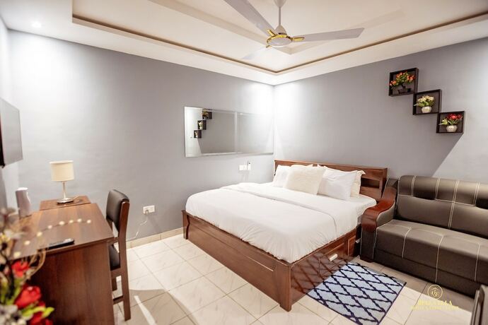 Imagen de la habitación del Hotel Bella Ella. Foto 17