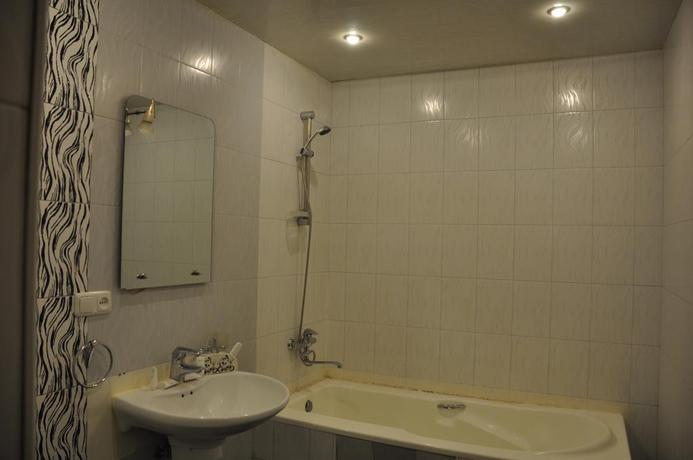 Imagen de la habitación del Hotel Bella, Ereván. Foto 6