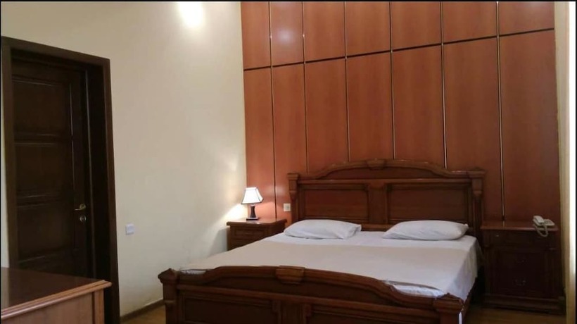 Imagen general del Hotel Bella, Erev&aacute;n. Foto 2