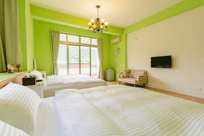 Imagen de la habitación del Hotel Bella Forest. Foto 17