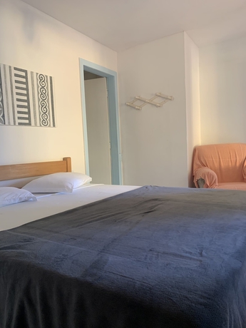 Imagen de la habitación del Hotel Bella Geriba Suites. Foto 3