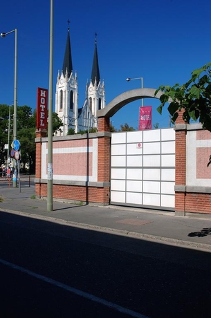 Imagen general del Hotel Bella Hotel. Foto 7