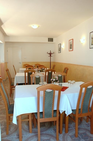 Imagen general del Hotel Bella Hotel. Foto 8