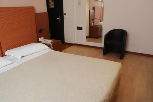 Imagen de la habitación del Hotel Bella Italia Palace. Foto 10