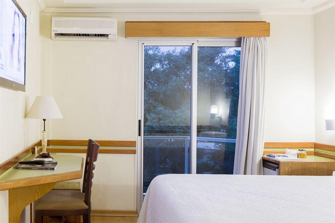 Imagen general del Hotel Bella Italia, Vila Maracan&atilde;. Foto 3