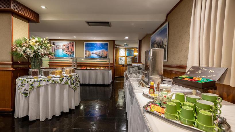 Imagen general del Hotel Bella Italia, Vila Maracan&atilde;. Foto 10