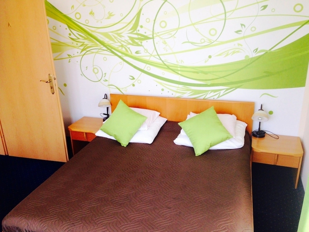 Imagen de la habitación del Hotel Bella, JELENIA G&Oacute;RA. Foto 4