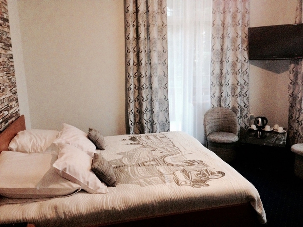 Imagen de la habitación del Hotel Bella, JELENIA G&Oacute;RA. Foto 13