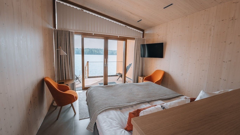 Imagen de la habitación del Hotel Bella Lake Resort. Foto 3