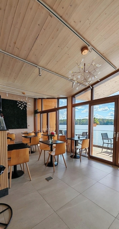Imagen de los interiores del Hotel Bella Lake Resort. Foto 13