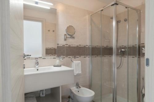 Imagen de la habitación del Hotel Bella Lazise. Foto 10