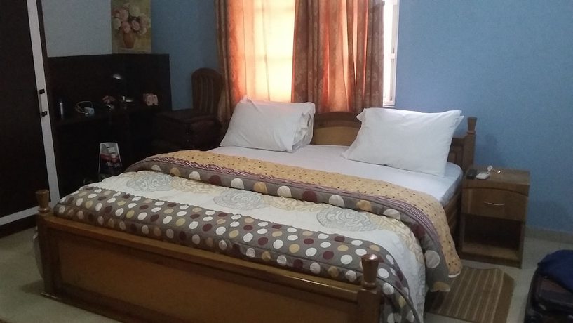 Imagen de la habitación del Hotel Bella Luxury. Foto 12