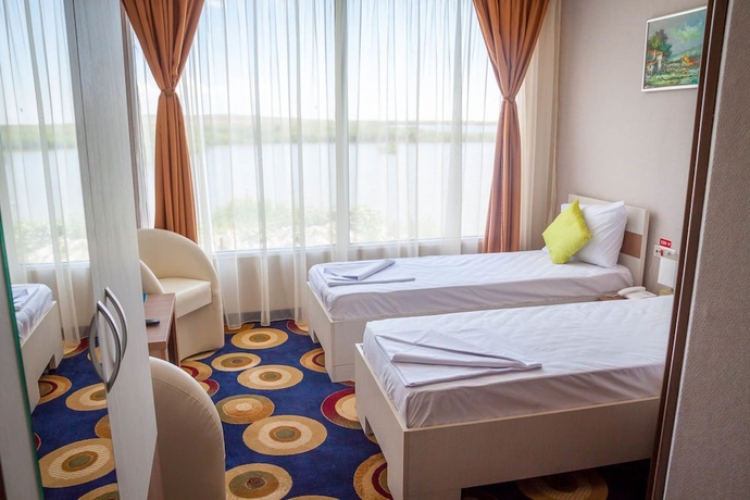 Imagen de la habitación del Hotel Bella Marina. Foto 8