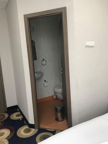 Imagen de la habitación del Hotel Bella Marina. Foto 9