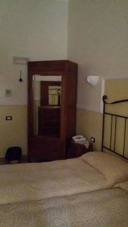 Imagen de la habitación del Hotel Bella Napoli, Agrigento. Foto 4