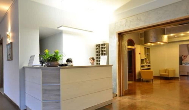 Imagen de los interiores del Hotel Bella Peschiera. Foto 15