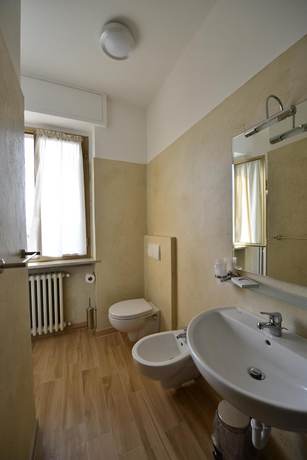 Imagen de la habitación del Hotel Bella Peschiera. Foto 4