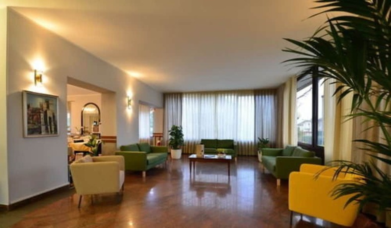 Imagen de los interiores del Hotel Bella Peschiera. Foto 16