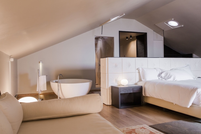 Imagen de la habitación del Hotel Bella Riva, Gardone Riviera. Foto 7