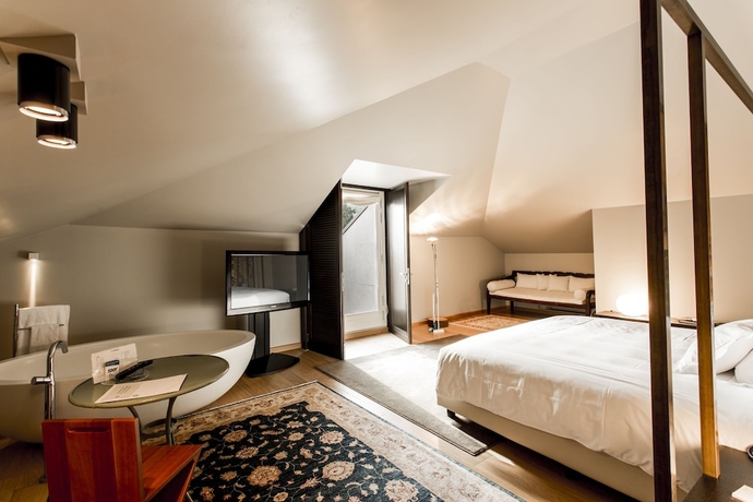Imagen de la habitación del Hotel Bella Riva, Gardone Riviera. Foto 8