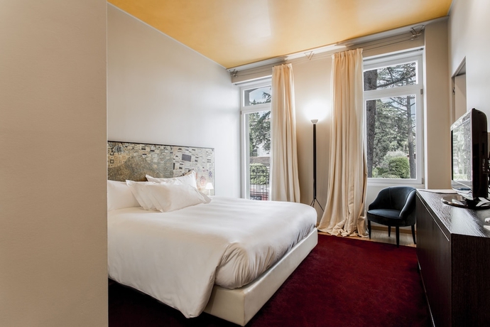 Imagen de la habitación del Hotel Bella Riva, Gardone Riviera. Foto 9