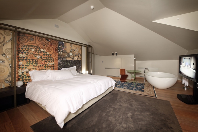 Imagen de la habitación del Hotel Bella Riva, Gardone Riviera. Foto 13