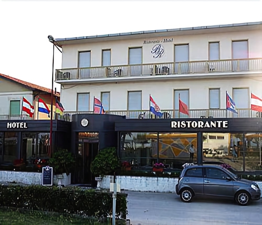 Imagen del bar/restaurante del Hotel Bella Romagna. Foto 3