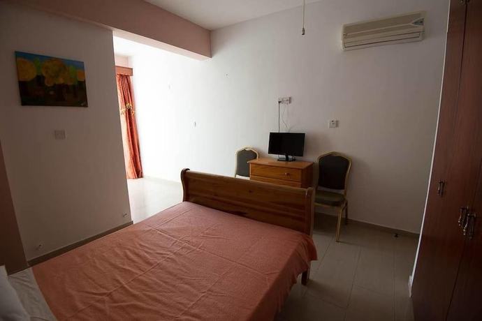 Imagen de la habitación del Hotel Bella Rosa. Foto 13