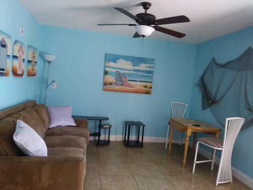 Imagen de la habitación del Hotel Bella Sirena Inn. Foto 2