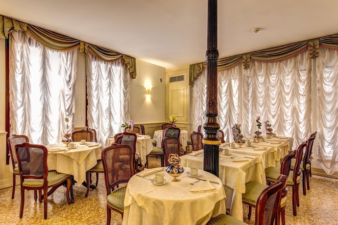 Imagen del bar/restaurante del Hotel Bella Venezia, Venecia. Foto 3