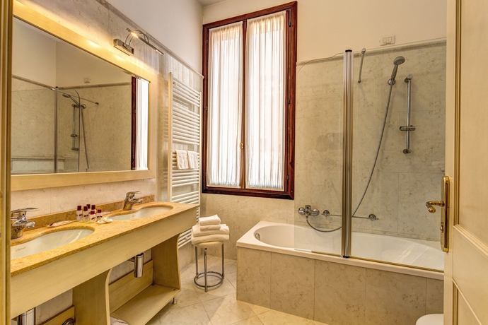 Imagen de la habitación del Hotel Bella Venezia, Venecia. Foto 13