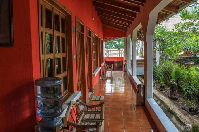 Imagen de los interiores del Hotel Bella Verapaz Y Restaurant. Foto 18