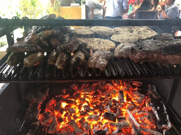 Imagen del bar/restaurante del Hotel Bella Verapaz Y Restaurant. Foto 11