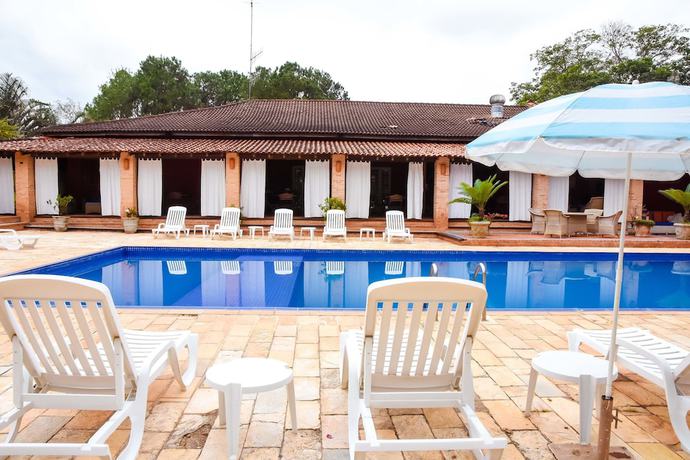 Imagen de la piscina del Hotel Bella Villa Vitta. Foto 14