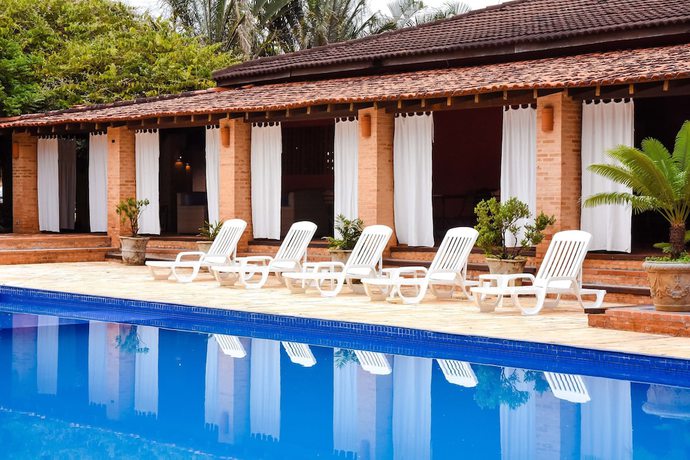 Imagen de la piscina del Hotel Bella Villa Vitta. Foto 16