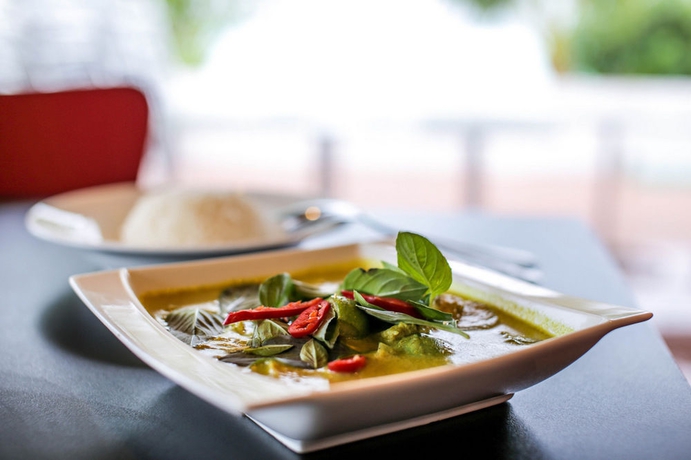 Imagen del bar/restaurante del Hotel Bella Vista Beach Resort Koh Lipe. Foto 9